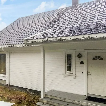 4 Person In Lyngdal, Cleaning Included