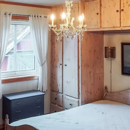 شقة 4 Person In Lyngdal, Cleaning Included *